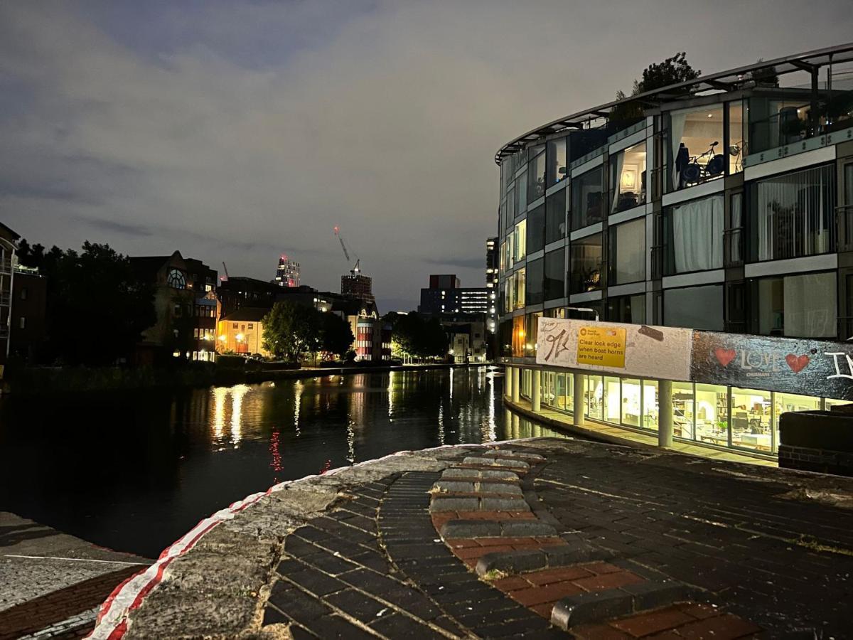 Peloton Organic Health Apartment In Angel, Old Street, Islington Londra Dış mekan fotoğraf
